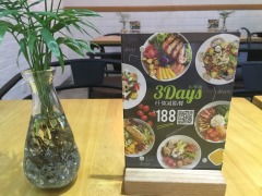 清新一夏，尽在茵适达 北岸星街坊店的奶茶与沙拉之旅